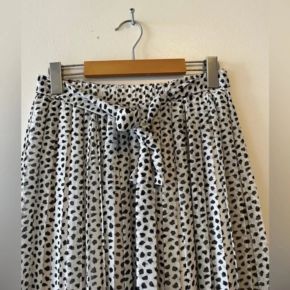 Joie Black and White Patterned Pleated Maxi Skirt Size Small Business Casual - Picture 5 of 10
